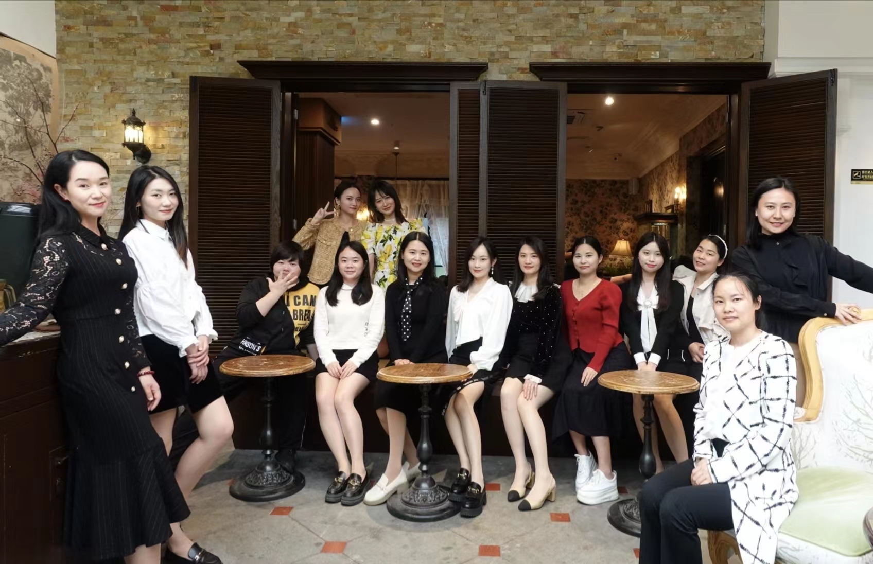 铿锵玫瑰,竞展芳华 ——华博科技妇女节活动顺利举办 铿锵玫瑰,竞展芳华 ——华博科技妇女节活动顺利举办
